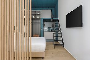 OPAL Lake Suites