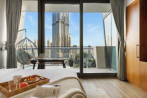 3BR Direct Access to Dubai Mall