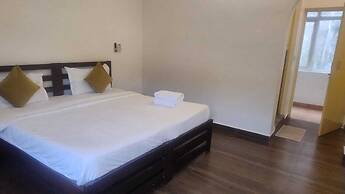 Hotel Aviral Ganga