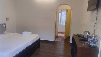 Hotel Aviral Ganga