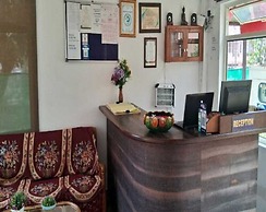 Hotel Aviral Ganga
