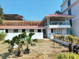 Yellowstone Resort Arambol