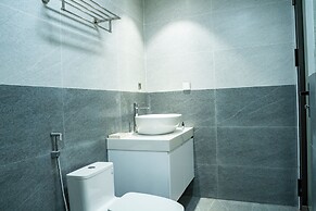Diamond Light Hotel