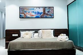 Diamond Light Hotel