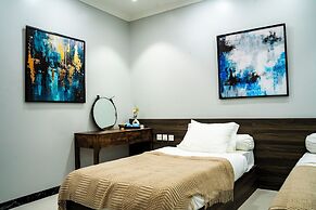Diamond Light Hotel