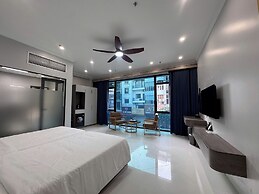 Diamond Light Hotel