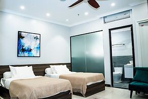 Diamond Light Hotel