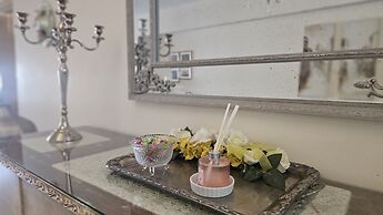 116 NIC 303 - Stay Vintage Central Suites