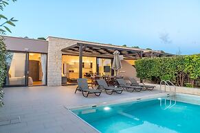 Mary Beach 1 Villa