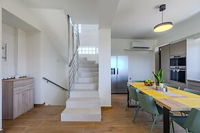 Serenity Villa