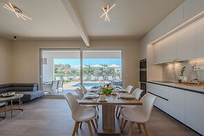 Nevelo Villas