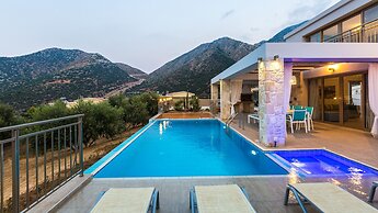 Sugar Premium Villa