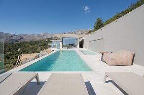 Dione Villa