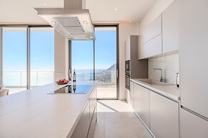 Dione Villa