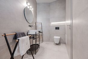 Dione Villa