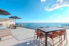Zeus Villa