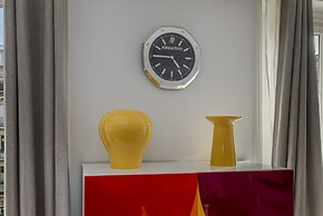Luxury 4 Bed Residence - Next to Arc de Triomphe