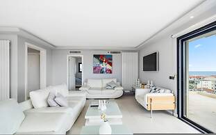 4 Bedroom Cannes Penthouse - Ocean View