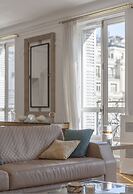 Luxury 5 Bed Residence - Opposite Arc de Triomphe