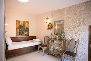 Charouda Country House