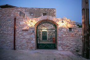Charouda Country House