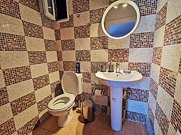 Anaroussa Diros Apartment