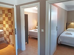 Anaroussa Diros Apartment