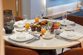 1BR Vida Dubai Mall Direct Mall Access