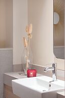1BR Vida Dubai Mall Direct Mall Access