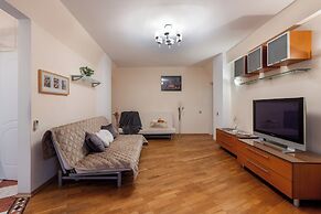 Spacious apartments near Pobedy Square