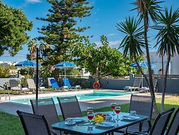 Spyros Villa Apartments