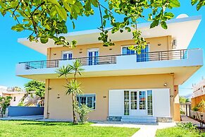 Spyros Villa Apartments