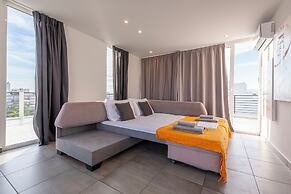 Acropolis Magical View Suite, Metro Kerameikos