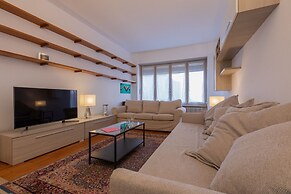 The Billiards Flat by Wonderful Italy