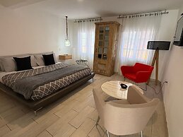 NIDO Hotel