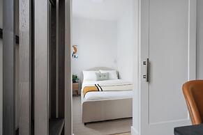 MTL Central Stay Apartments