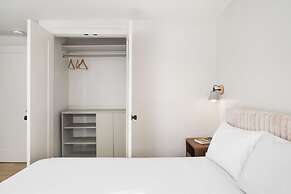 MTL Central Stay Apartments