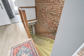 MTL Central Stay Apartments