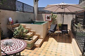 riad magnolia privatiser