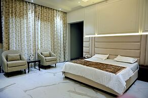 Florentino The Luxury Villa