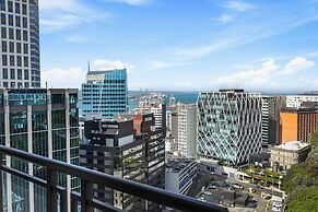 Modern 1BR Escape Central Auckland