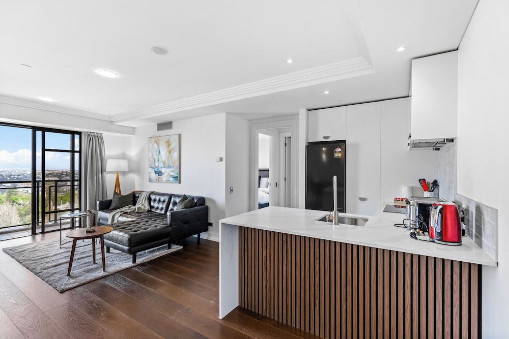 Modern 1BR Escape Central Auckland