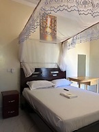 6Cape Guest House Kawanda