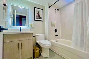 Ramada By Wyndham Kirkland Lake