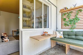 The Arch 2-BR Apartment in Mar Mkhayel