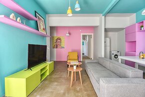 The Pop House 2-BR Apt in Mar Mkhayel
