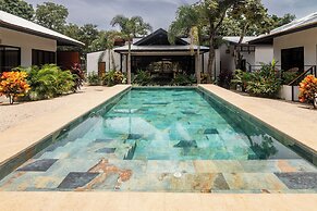 2 Blu Moons Boutique Hotel & Retreat