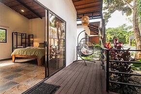 2 Blu Moons Boutique Hotel & Retreat