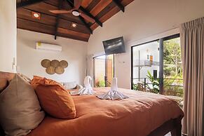 2 Blu Moons Boutique Hotel & Retreat