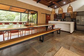 2 Blu Moons Boutique Hotel & Retreat